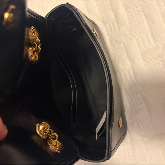 Marc Jacobs Black with Gold Hardware Mini Camera Bag with Gold Chain - Picture 5 of 5